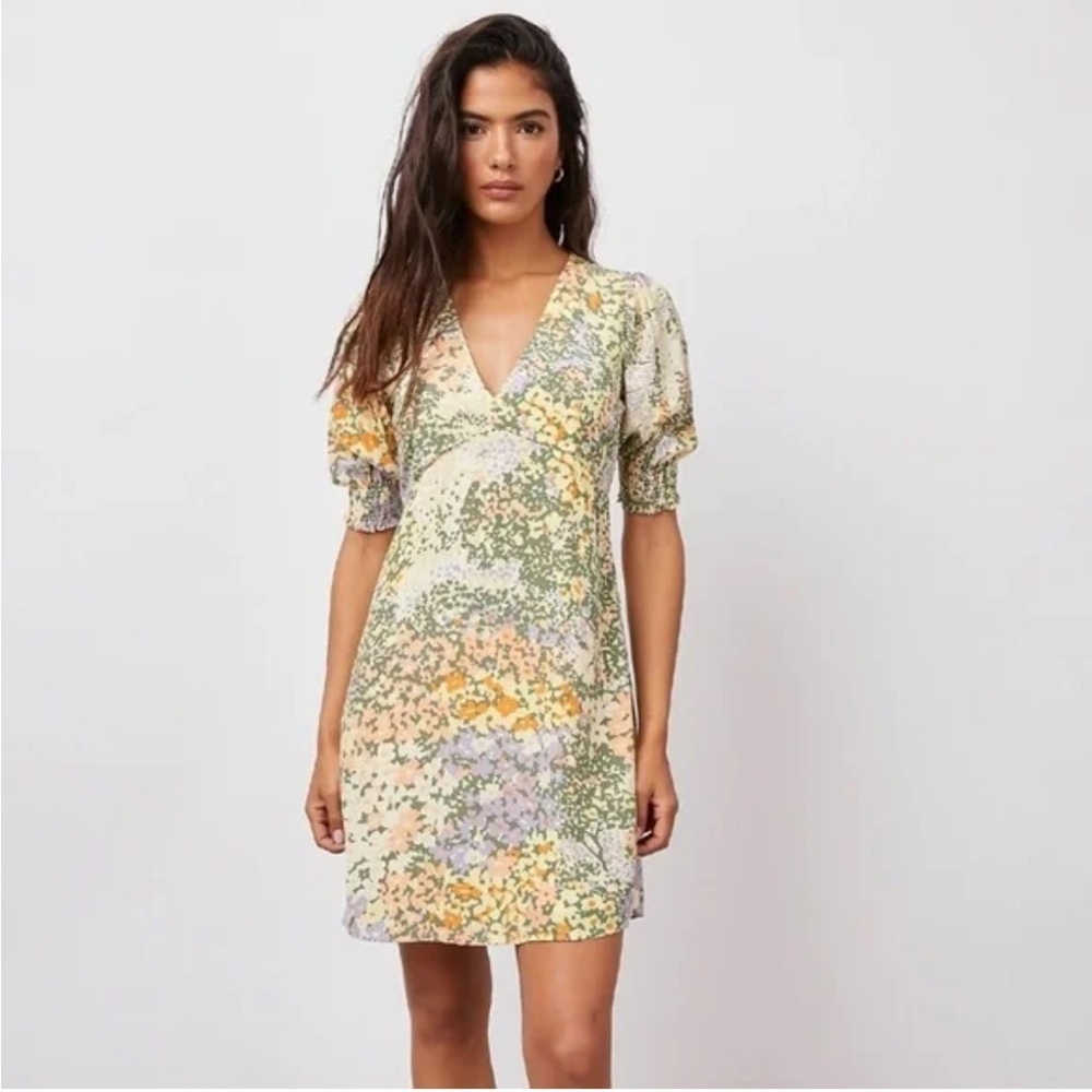 Rails Roma V Neck A Line Floral Mini Dress In Gardenia Print Short Sleeve Xs